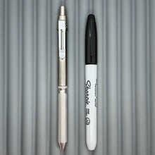 Load image into Gallery viewer, > Spoke Click Model CX: Shiny Titanium / Knurled Grip