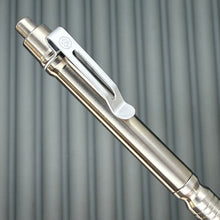 Load image into Gallery viewer, > Spoke Click Model CX: Shiny Titanium / Grooved Grip