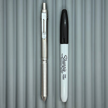 Load image into Gallery viewer, > Spoke Click Model CX: Shiny Titanium / Grooved Grip