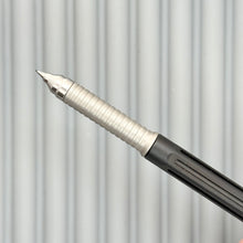 Load image into Gallery viewer, Spoke Pen 2 / Black & Titanium Groove
