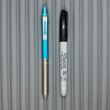 Load image into Gallery viewer, > Spoke Click Model CX: Cyan Aluminum / Shiny Groove Grip