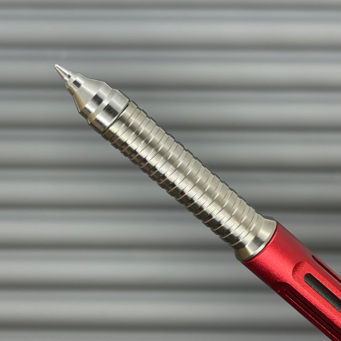 Spoke Pen 2 / Red with Black Poly Cap