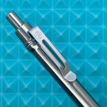 Load image into Gallery viewer, > Spoke Click Model CX: Shiny Titanium / Reverse Taper Grip