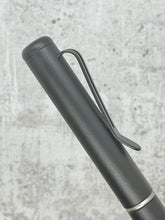 Load image into Gallery viewer, Spoke Pen 2 / Classic Black