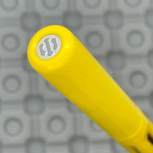 Load image into Gallery viewer, Icon Poly prototype / Yellow