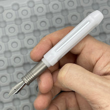 Load image into Gallery viewer, Icon Poly prototype / White