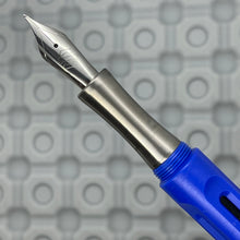 Load image into Gallery viewer, Icon Poly prototype / Blue