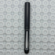 Load image into Gallery viewer, Icon Poly prototype / Black