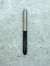 Load image into Gallery viewer, Axle / Titanium (select color)