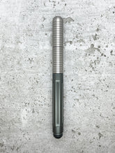 Load image into Gallery viewer, Axle / Titanium (select color)