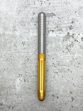 Load image into Gallery viewer, Axle / Titanium (select color)