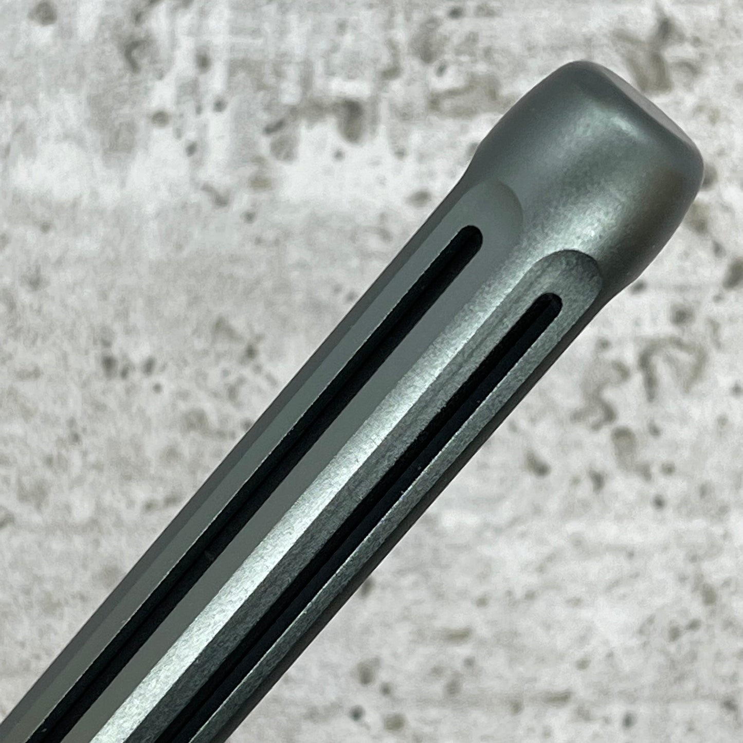 Icon / Gunmetal (customize)