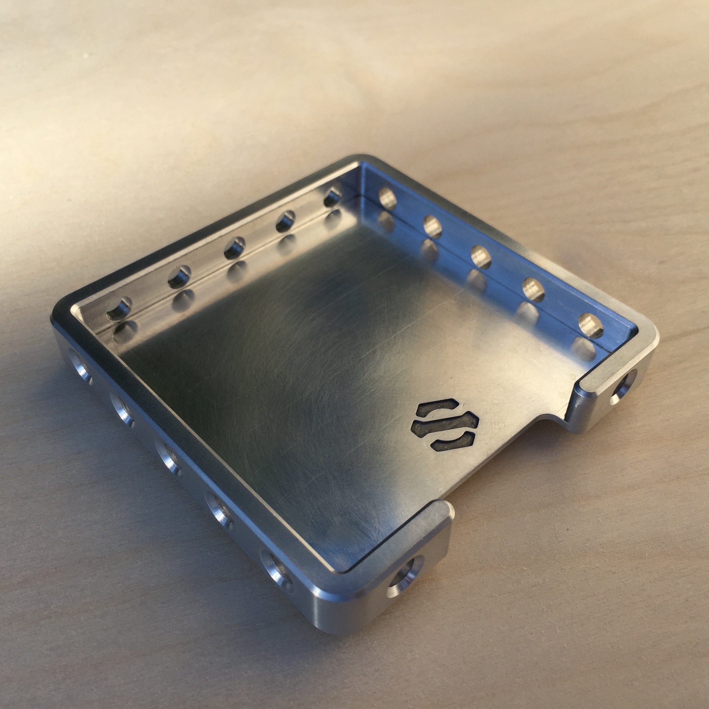 Metallic Note Stand Spoke Note... a custom machined aluminum note holder from Spoke Design