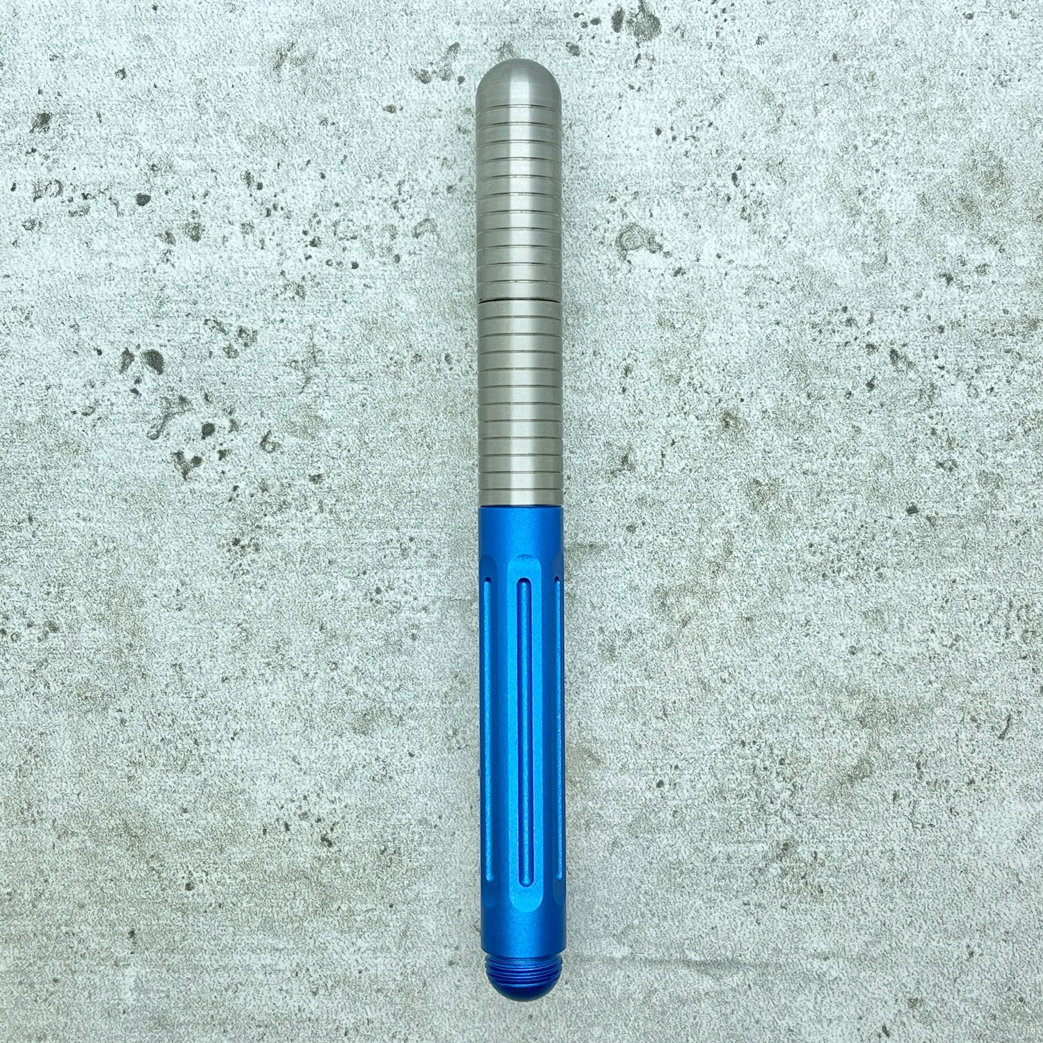 Spoke Axle Fountain Pen Blue Titanium
