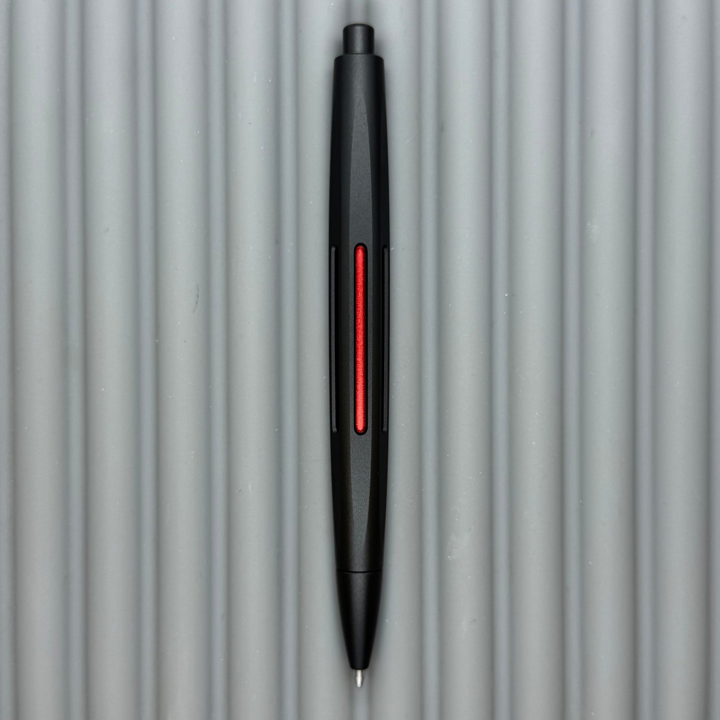 Clickstream / Black & Red