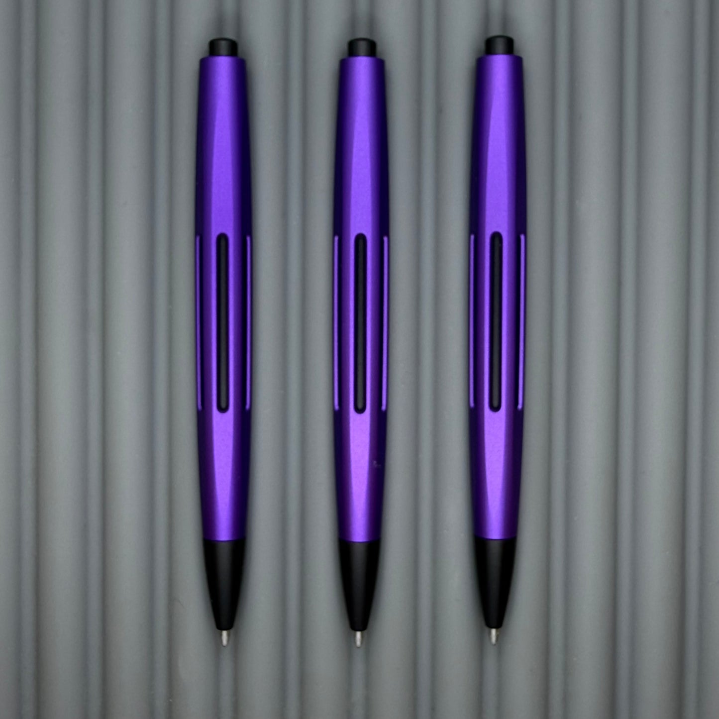 Clickstream / Purple & Black