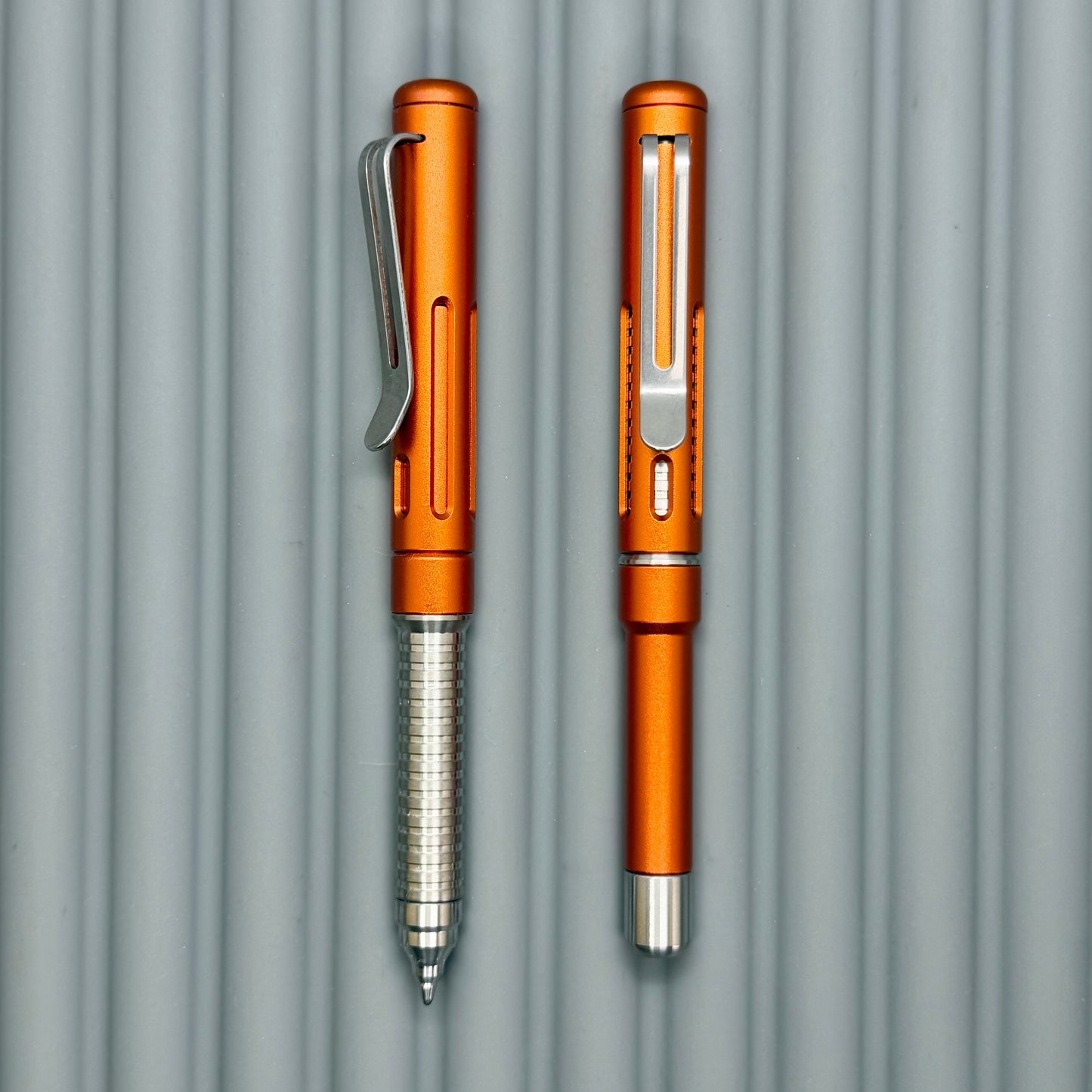 Roady - Slot Lava Orange / Titanium Groove Grip