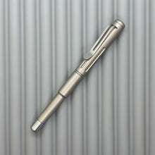 Load image into Gallery viewer, Roady XL / Matte Titanium - Slot Cap - Groove Grip