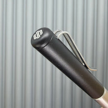 Load image into Gallery viewer, Roady  XL / Titanium - Knurled Grip, Black Aluminum Cap