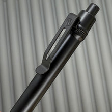 Load image into Gallery viewer, &gt; Spoke Click Model C: Black Aluminum Barrel / Matte Titanium Knurled Grip