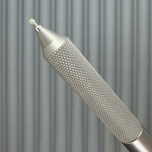 Load image into Gallery viewer, > Spoke Click Model C: Gunmetal Ano Aluminum /  Matte Titanium PEAK Knurled Grip