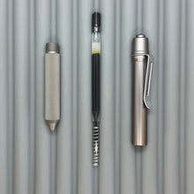 Load image into Gallery viewer, > Spoke Click Model C: Gunmetal Ano Aluminum /  Matte Titanium PEAK Knurled Grip