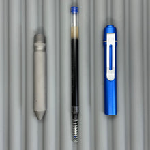 Load image into Gallery viewer, &gt; Spoke Click Model CX: Blue Aluminum / Matte Titanium Knurled Grip