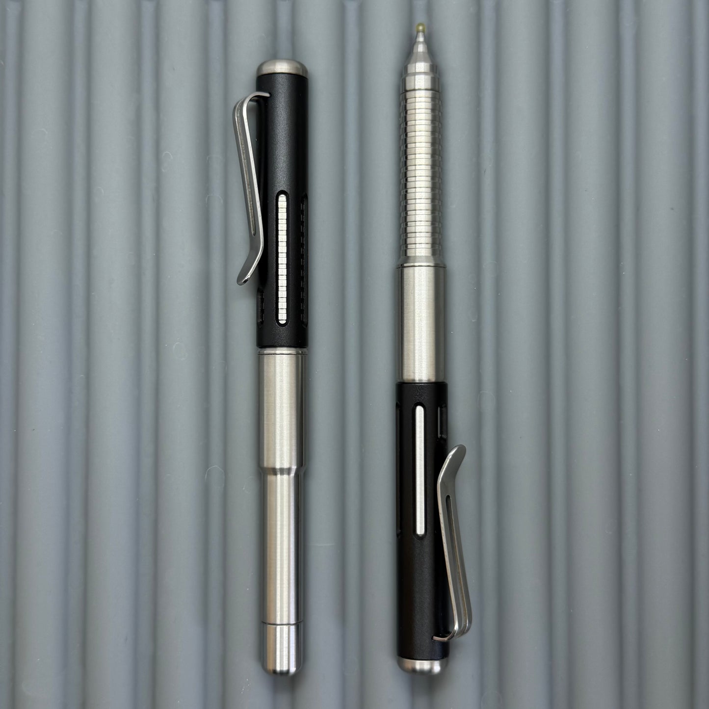 Roady  XL / Titanium - Grooved Grip - Black Aluminum Slot Cap