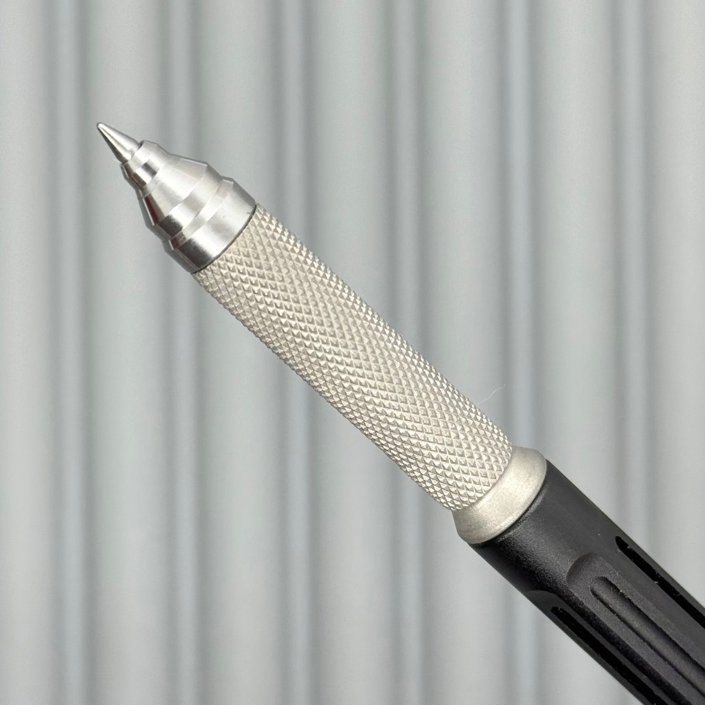 Spoke Pen 2 / Classic Black - Knurled Grip
