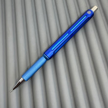Load image into Gallery viewer, Model 6 / Triple Blue 0.5mm