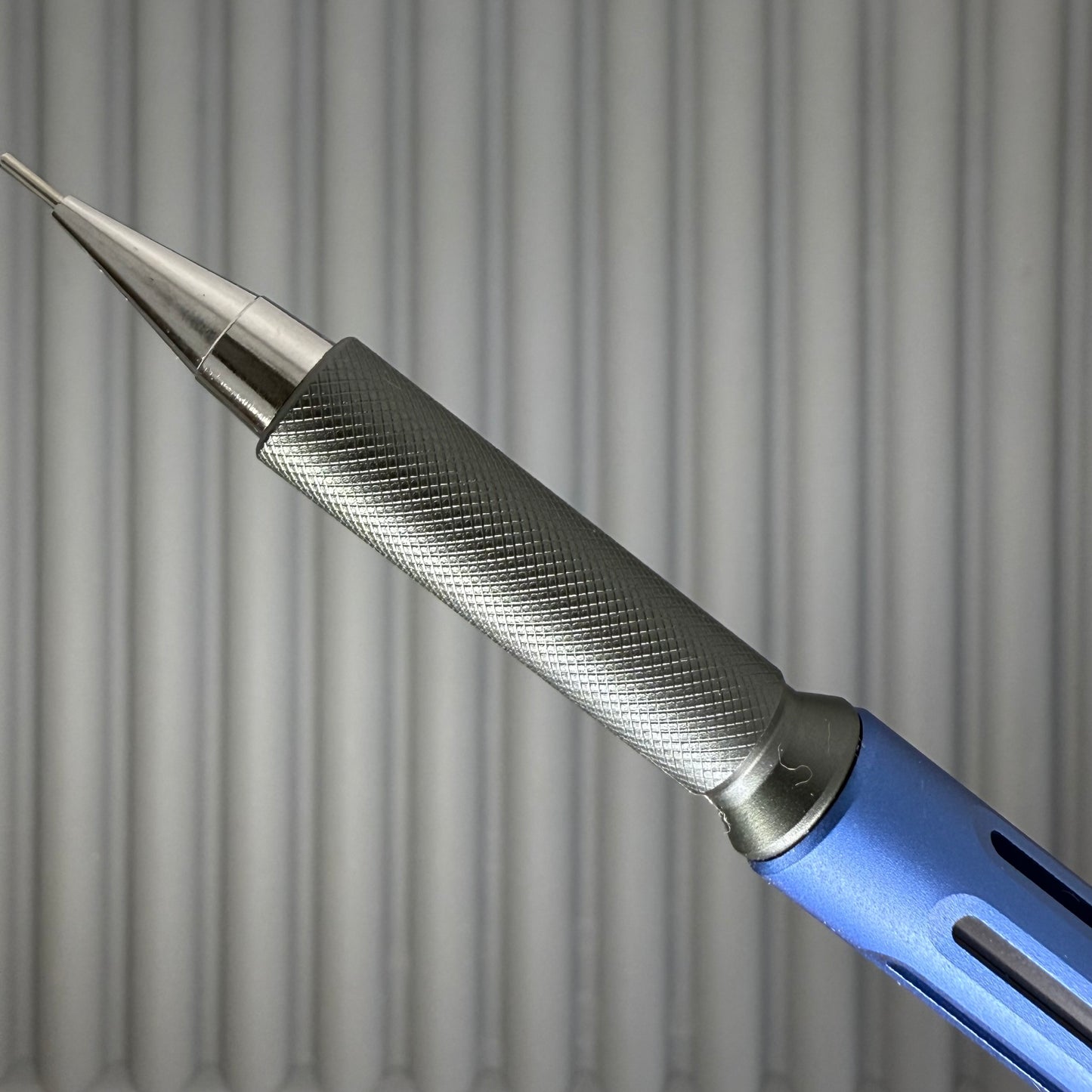 Model 6 / Matte Blue-Gunmetal 0.5mm