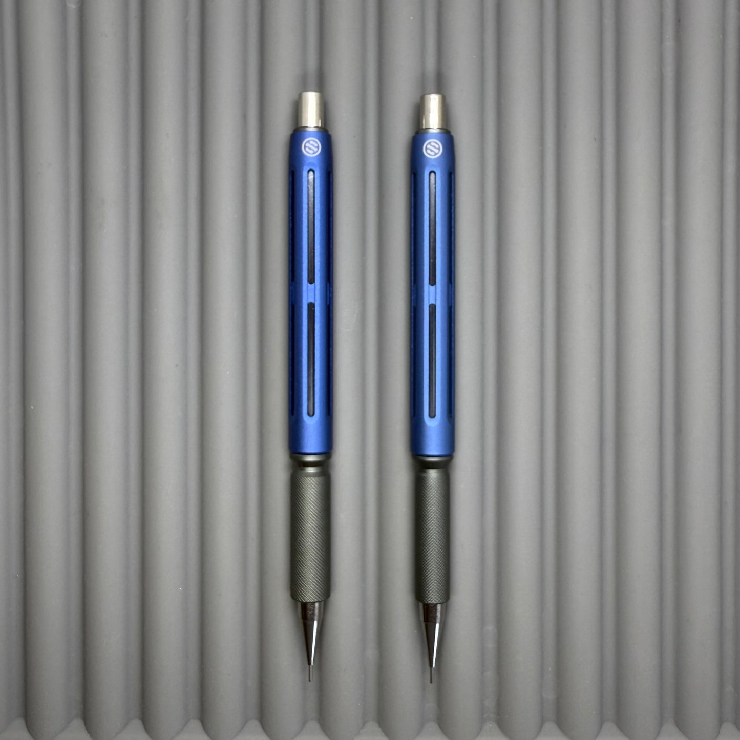 Model 6 / Matte Blue-Gunmetal 0.5mm