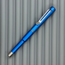 Load image into Gallery viewer, Roady XL / Blue Groove