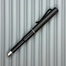 Load image into Gallery viewer, Roady XL / Black - matte knurl Titanium grip
