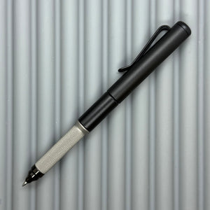 Roady XL / Black - matte knurl Titanium grip