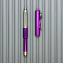 Load image into Gallery viewer, Roady XL / Purple - matte knurl Titanium grip &amp; Rainbow Clip