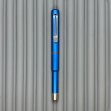 Load image into Gallery viewer, Roady XL / Blue Knurl