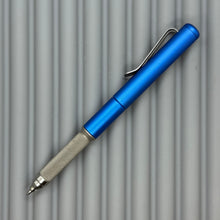 Load image into Gallery viewer, Roady XL / Blue Knurl