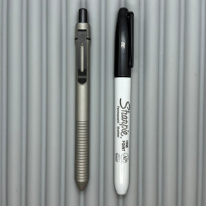 > Spoke Click Model C: Matte Titanium /  Grooved Grip (black accents)