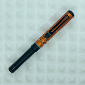 Roady / Perf Lava-Black
