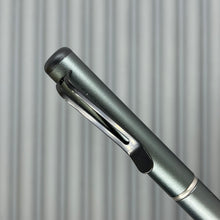 Load image into Gallery viewer, Roady XL / Gunmetal, Knurled Titanium Grip