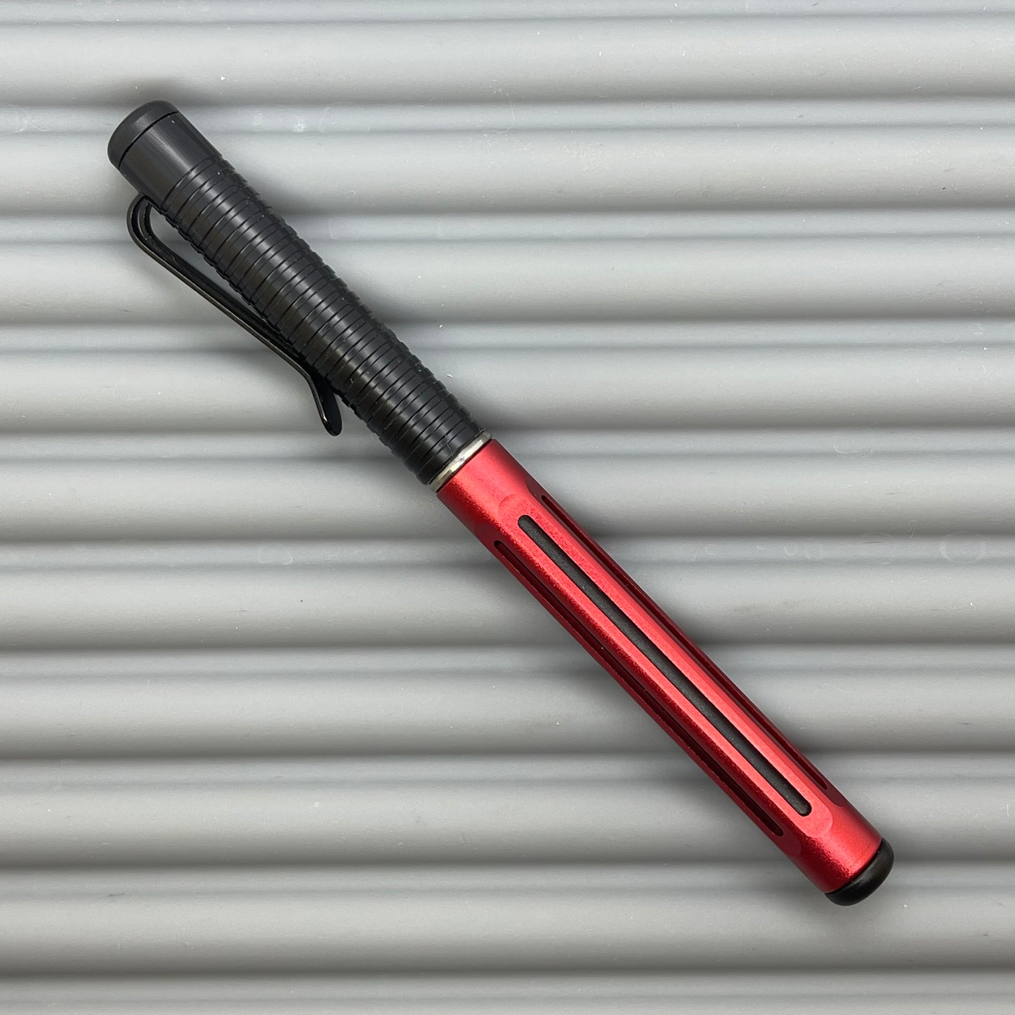 Spoke Pen 2 / Red with Black Poly Cap