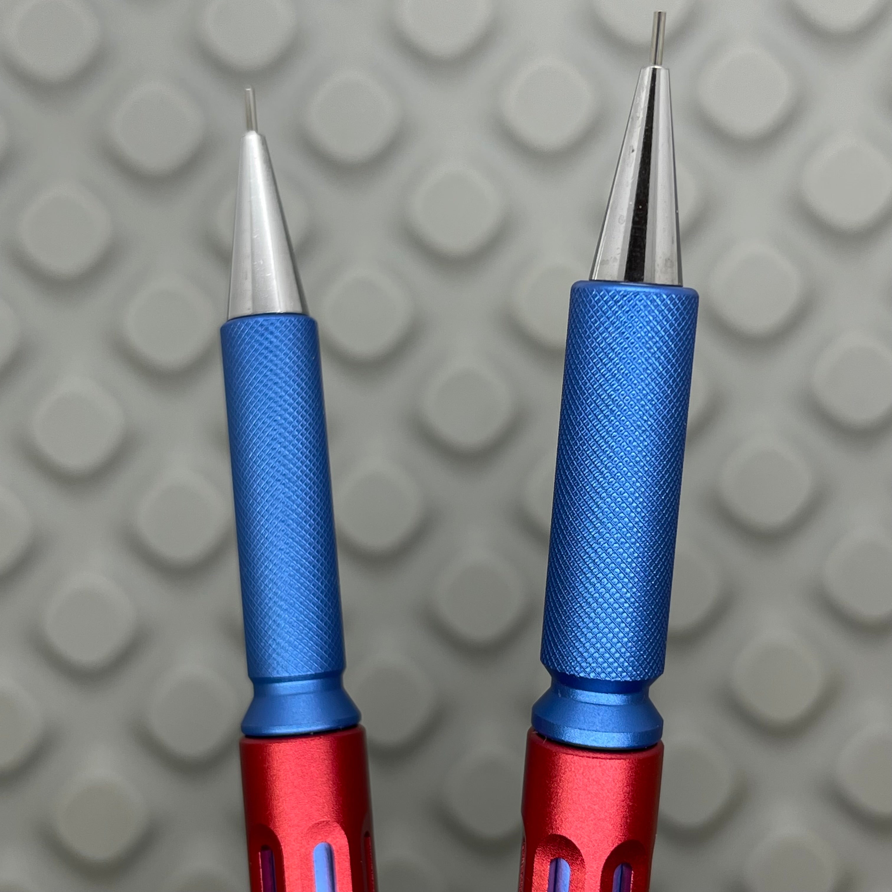 Model 6 / Red-Blue-Blue 0.5mm – Spoke Design