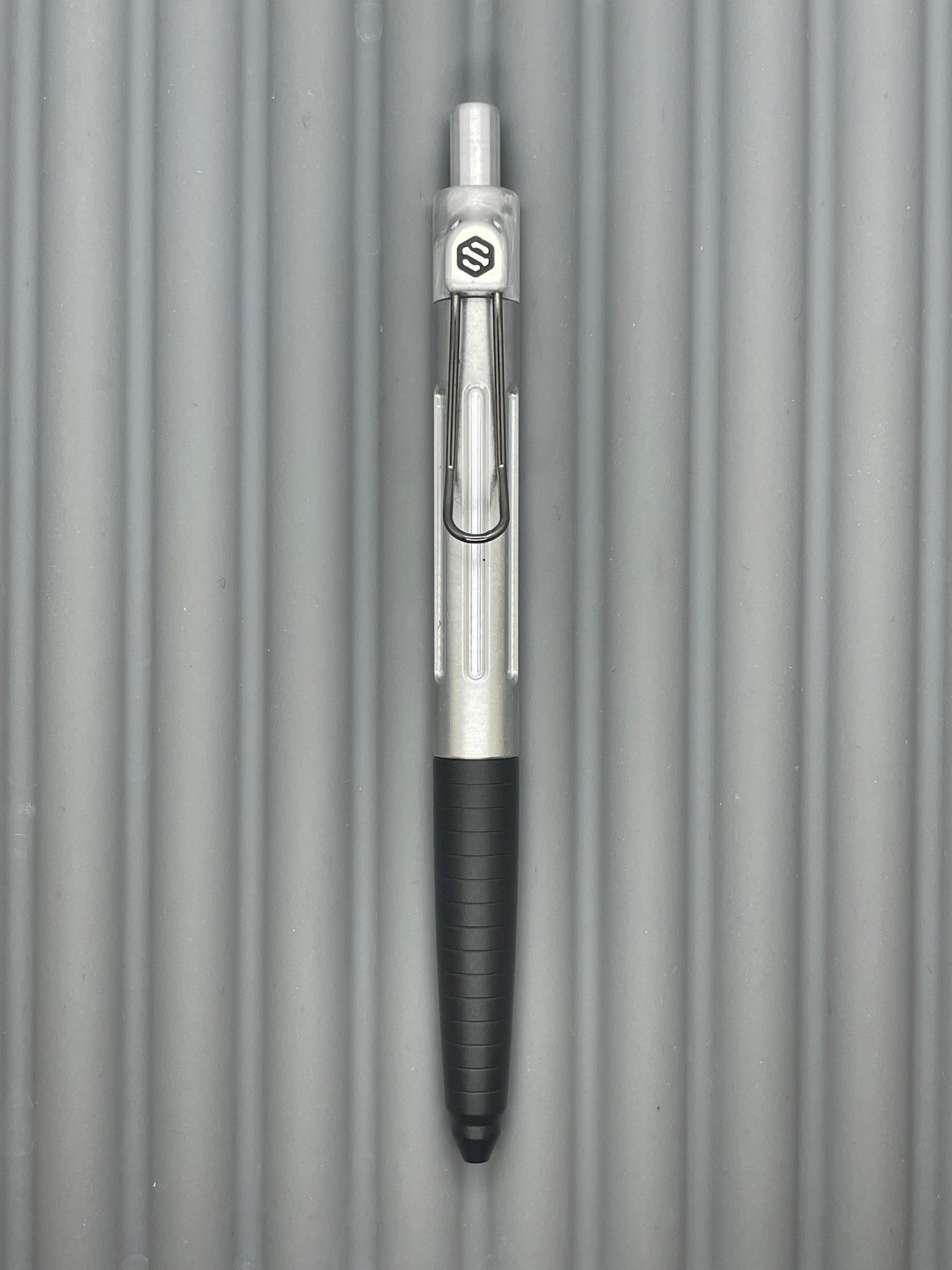 Spoke Click Prototype (Alpha): Black Aluminum Taper Grip, Bare Aluminum Barrel