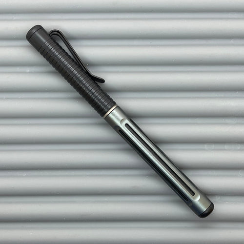 Spoke Pen 2 / Gunmetal with Black Poly Cap