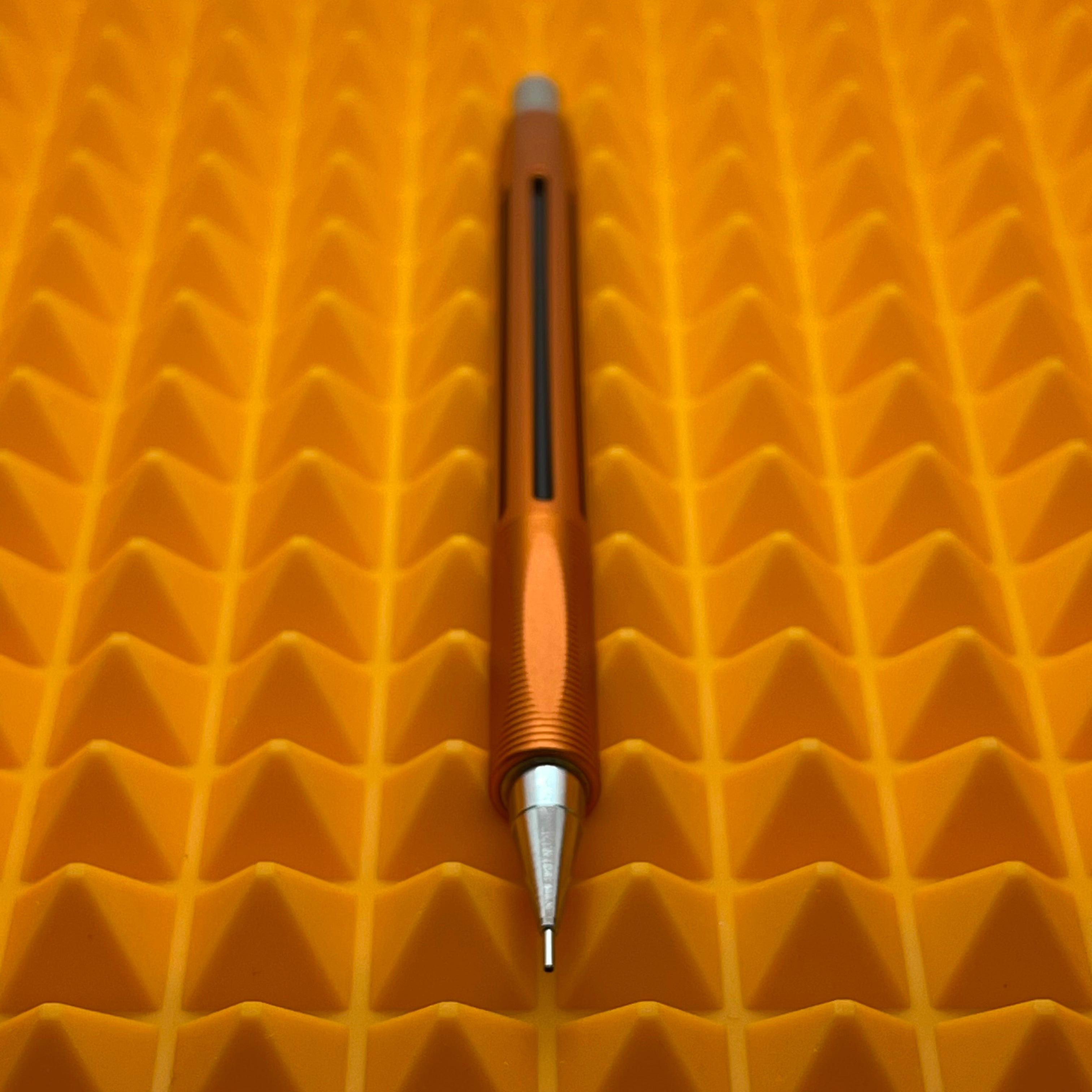 Spoke Pencil Model 5-1 Lava / 0.5mm (with Silicone Tip Guard