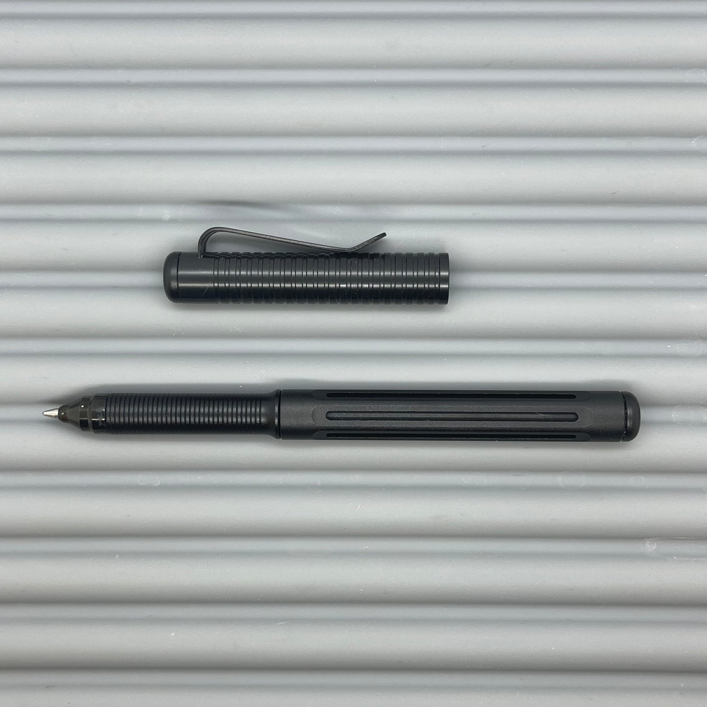 Spoke Pen 2 / Blackout