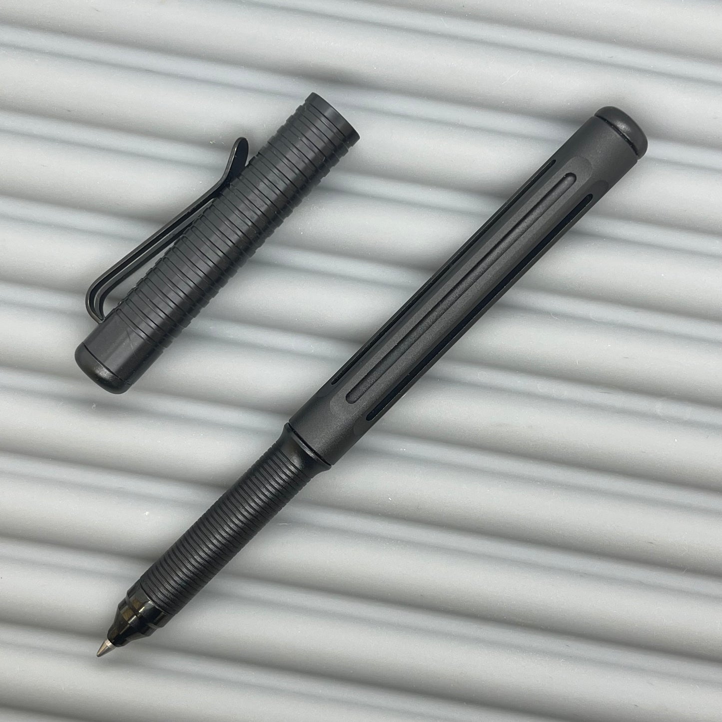 Spoke Pen 2 / Blackout