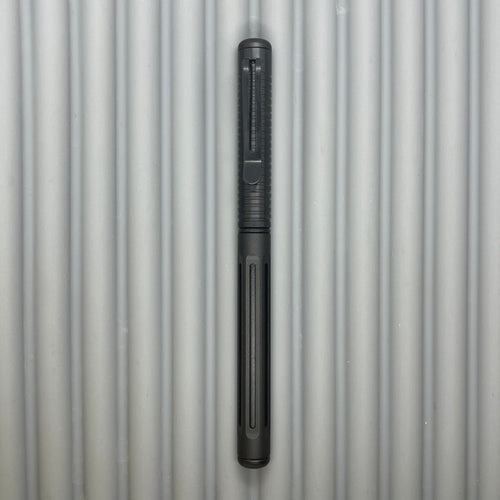 Spoke Pen 2 / Blackout