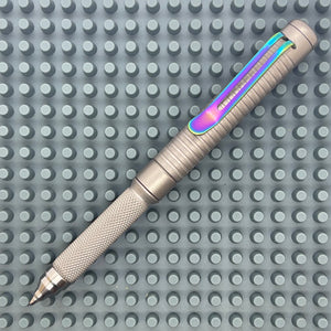 Roady  / Sandblasted Titanium - Knurled Grip, Grooved Cap with Rainbow Clip